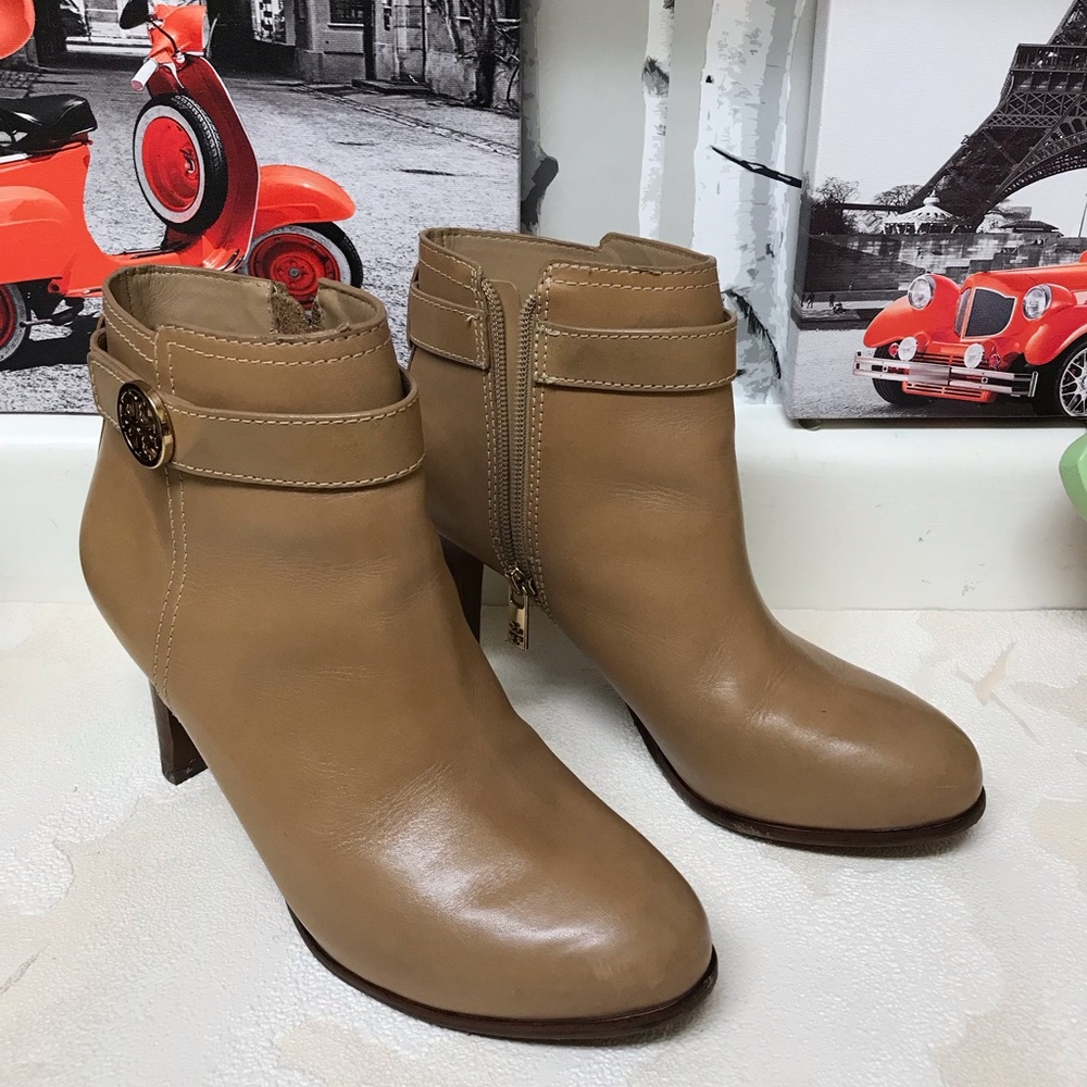 Tory Burch Boots